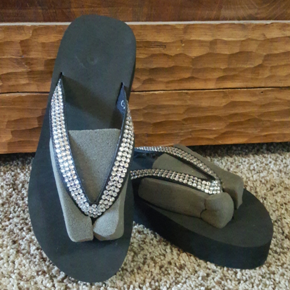Christine Alexander Flip Flops